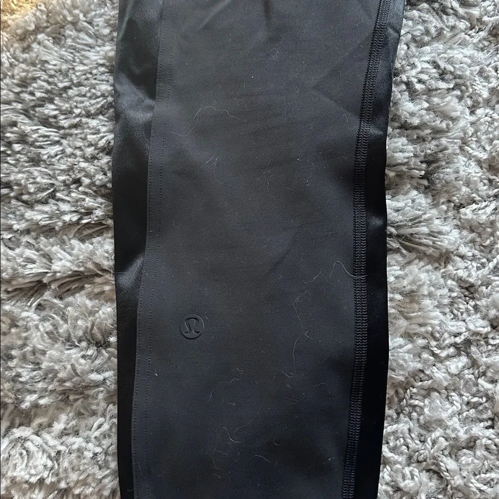 Lululemon Satin Panel Wunder train 25” leggings